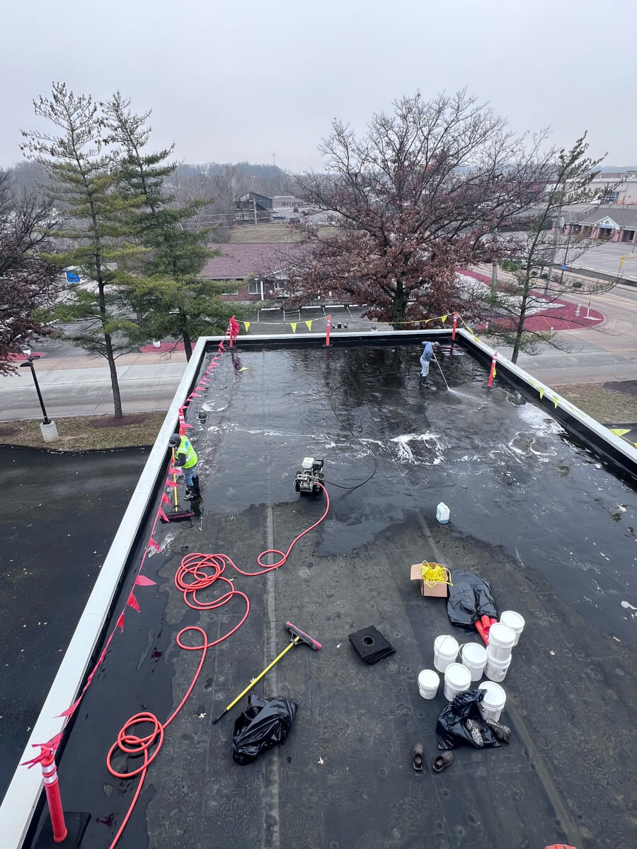 Commercial Roofing Service